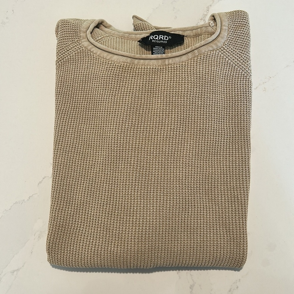 RQRD Required Men's Tan Sweater Embossed Crewneck Size Small - Picture 5 of 5